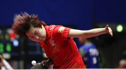 通过她的经 通过她的经