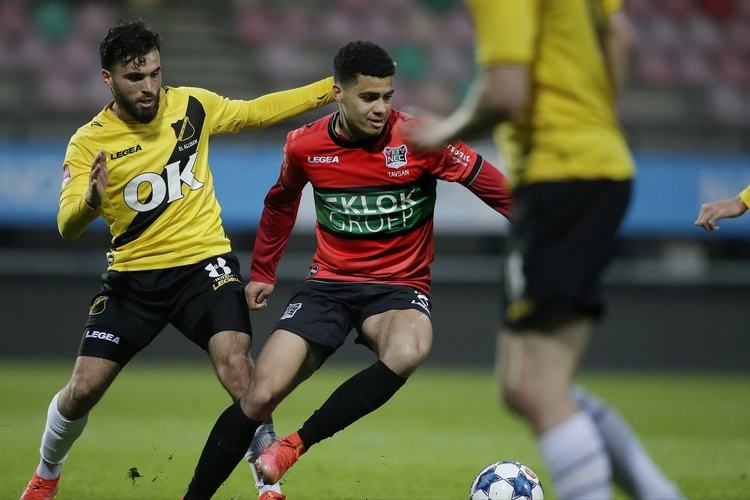 还是在防守 还是在防守